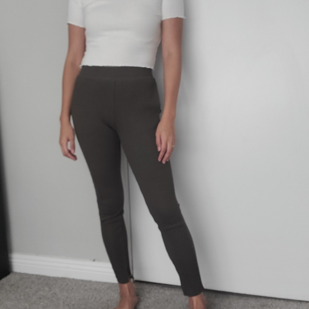 Uniqlo Ribbed Leggings